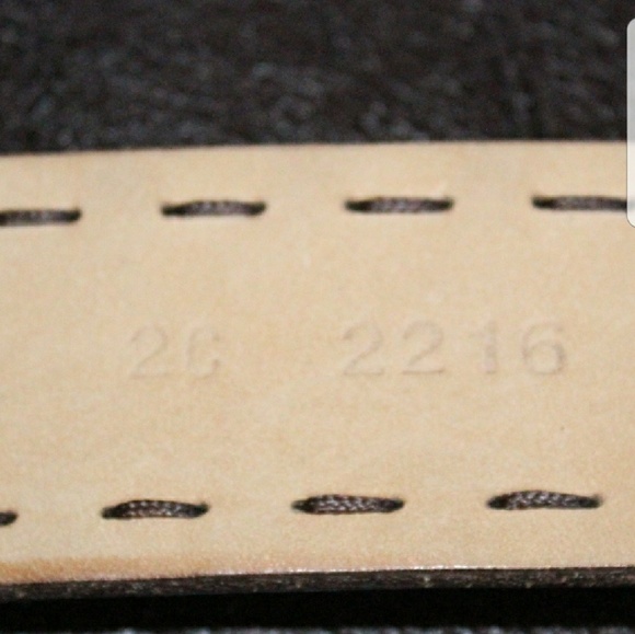 Authentic PRADA Never Worn..Genuine Leather - Picture 5 of 7